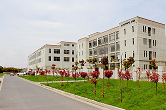 <b>高低溫試驗箱的發(fā)展應(yīng)該朝著多樣化和人性化</b>